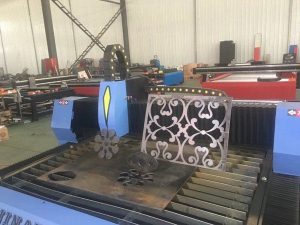 Coupeur automatique de machineplasma de coupeur de profil de tuyau de cuttercnc de tuyau léger pour le tuyau léger