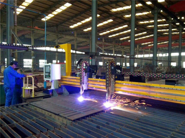 Machine de découpe au plasma CNC Exellent de Chine Fabricant